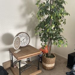 Brand New Home Decor Items NEVER REALLY USED