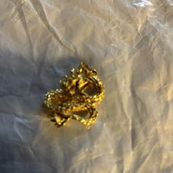 Stunning Gold .999%  Dragon Pendant