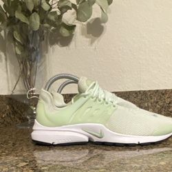 Nike air prestos women’s Sneakers