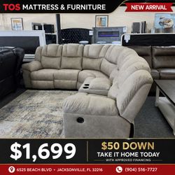 Manual Recliner Sectional 🚚WE DELIVER🚚