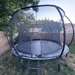 Jumpzilla trampoline 