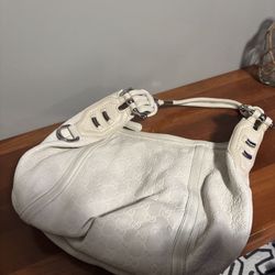 LOW PRICE MOVING- $2200 RETAIL VINTAGE LEATHER G UCCI HOBO PURSE