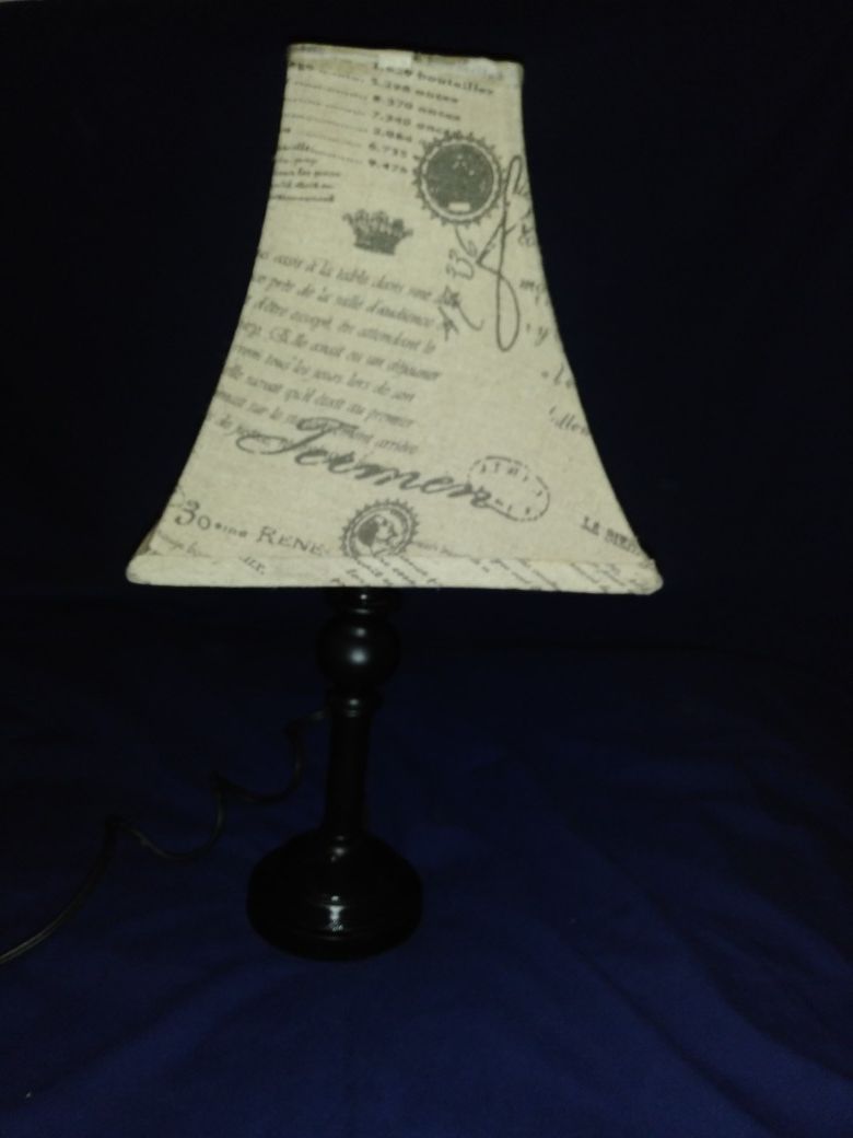 Small Post Lamp w/ Deco Lampshade - 18 & 1/2" tall