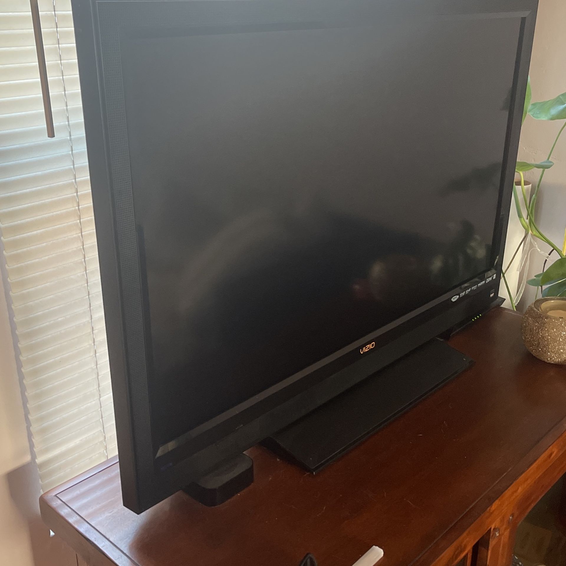 42” Vizio LCD 1080p