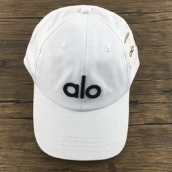 Alo Yoga Baseball Cap White for Sale in San Jose, CA - OfferUp