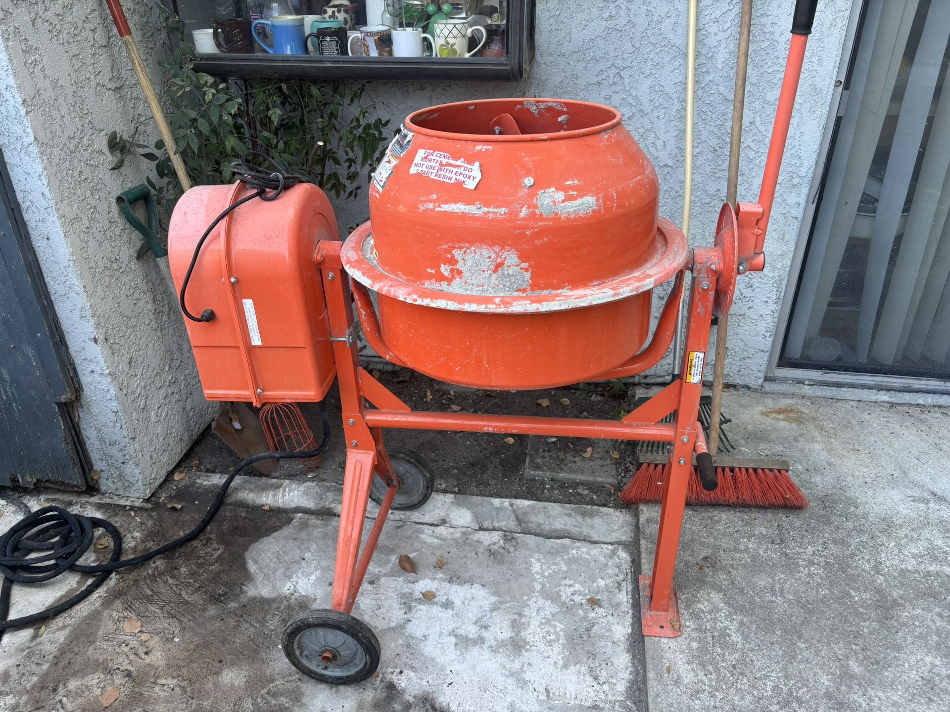Cement Mixer