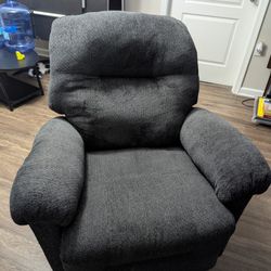 Oscillating Rocking Chair 