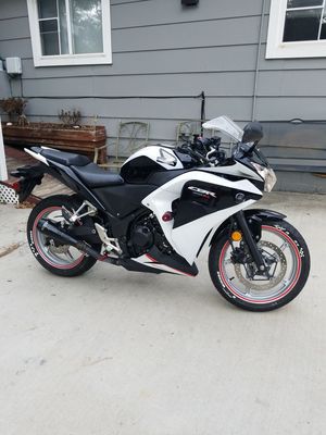 Photo Honda CBR250r