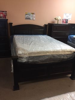 Pillowtop bed set