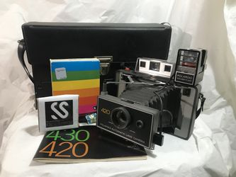 Vintage Polaroid 420 Automatic Land Camera