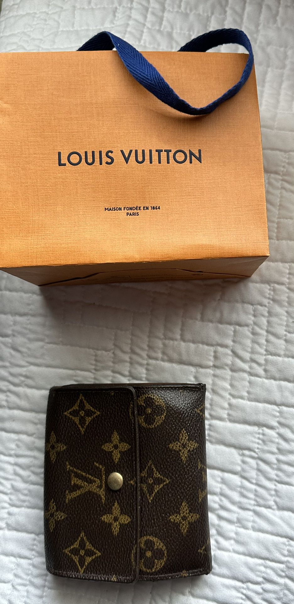 Louis Vuitton Wallet Elise LV Monogrammed Button Coin Pocket