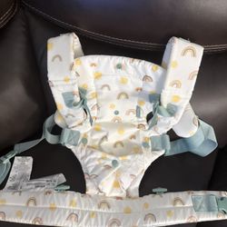 Infantino 4 N 1 Convertible Rainbow Carrier