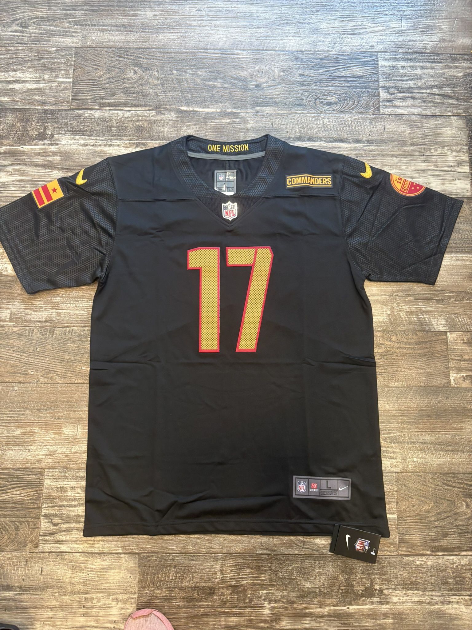 Terry Mclaurin (most Sizes) Black, Washington commanders football Jersey