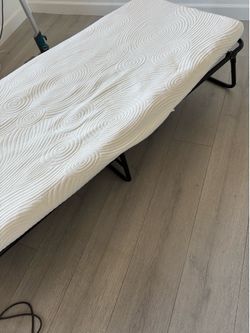 Folding Bed