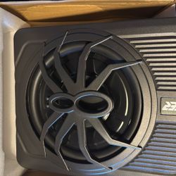 800 W Self-Contained - slim profile and easy to install 8 inch subwoofer.