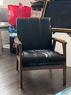 Black and wood chair