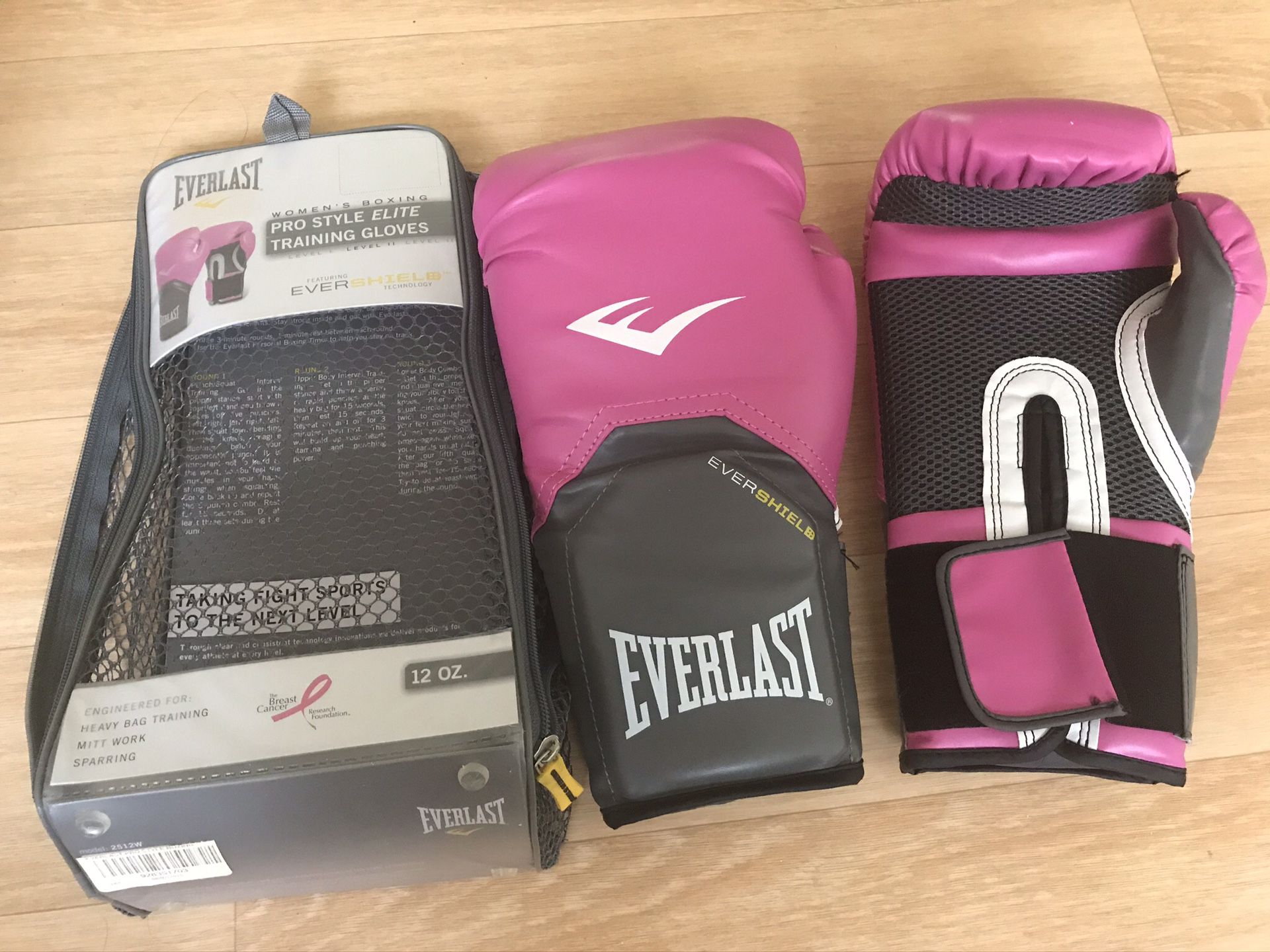 Brand New. Everlast Prostyle Elite Gloves
