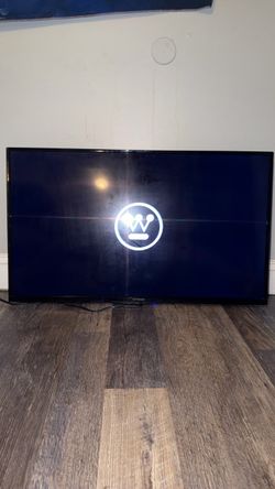 40-inch class (39.5-inch diagonal) 1080p LED-LCD HDTV