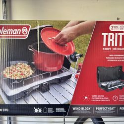 Coleman Triton 2-Burner Camping Stove – 22,000 BTU