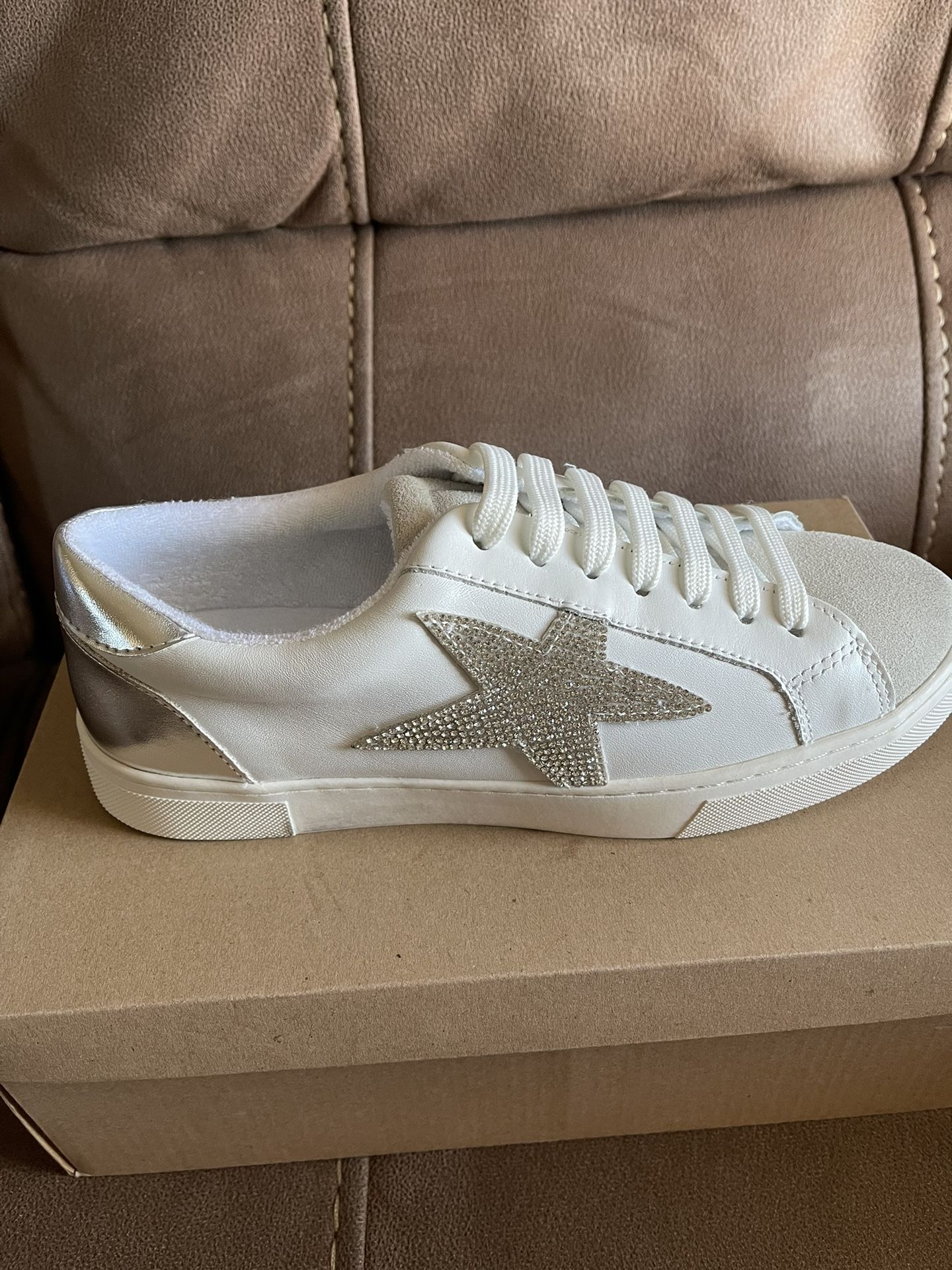 REZUME Rhinestone Steve Madden Size