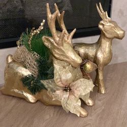 Decorative Deer Set