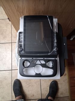 2013-18 Dodge Ram Vertical android and bezel