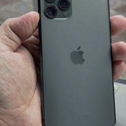 iPhone 11 Pro Max Unlocked / Liberado 👌 (Different Colors Available)