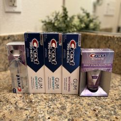Crest Whitening Toothpastes 