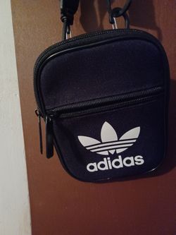 Adidas side fanny pack