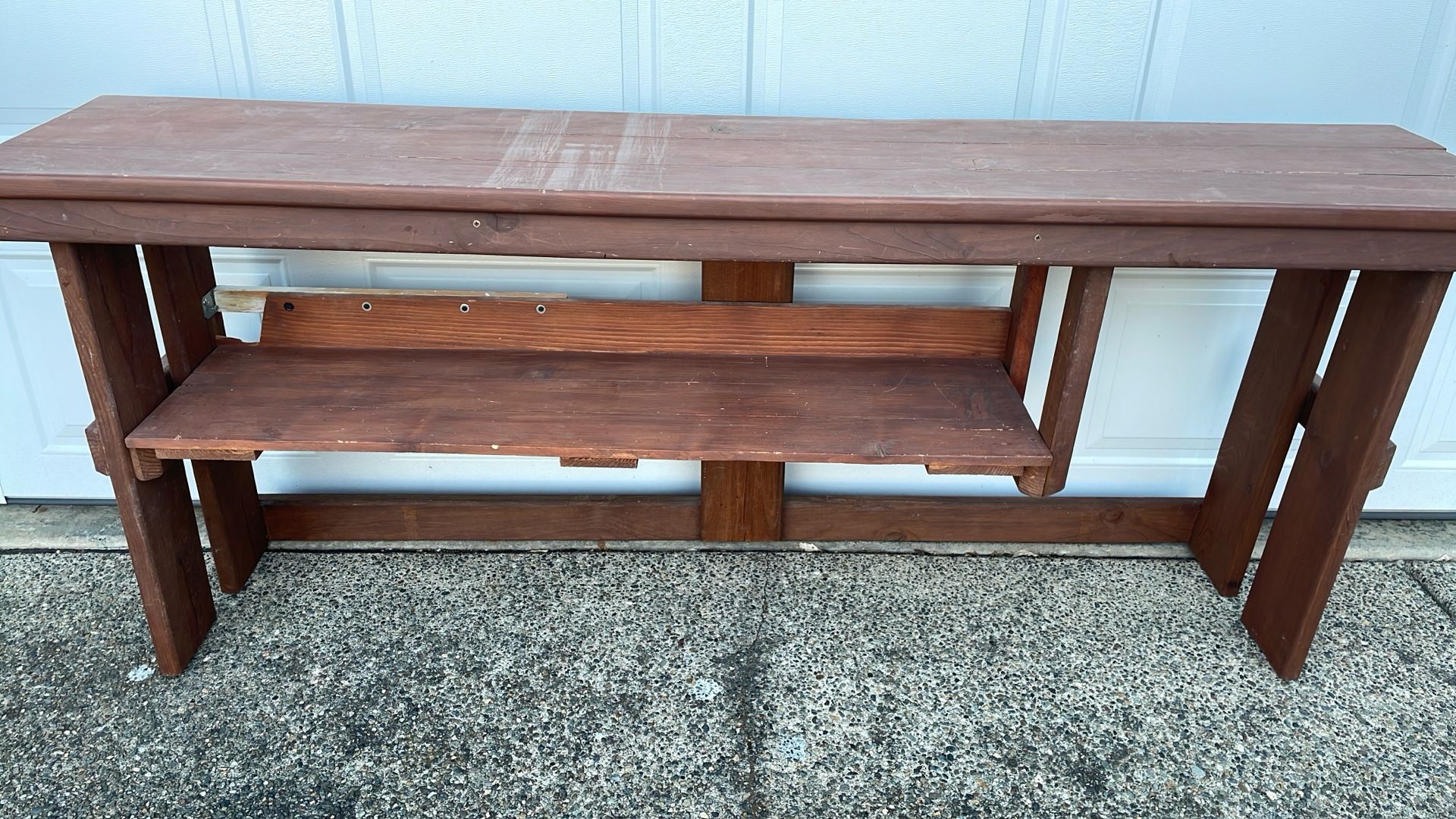FREE Homemade Workbench Suitable for Garage or Shed
