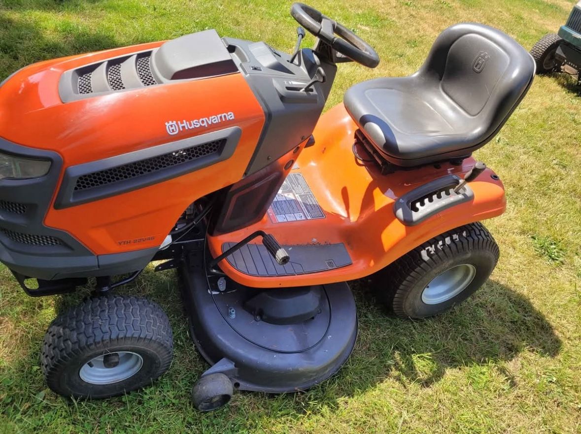 2015 Husqvarna Rider