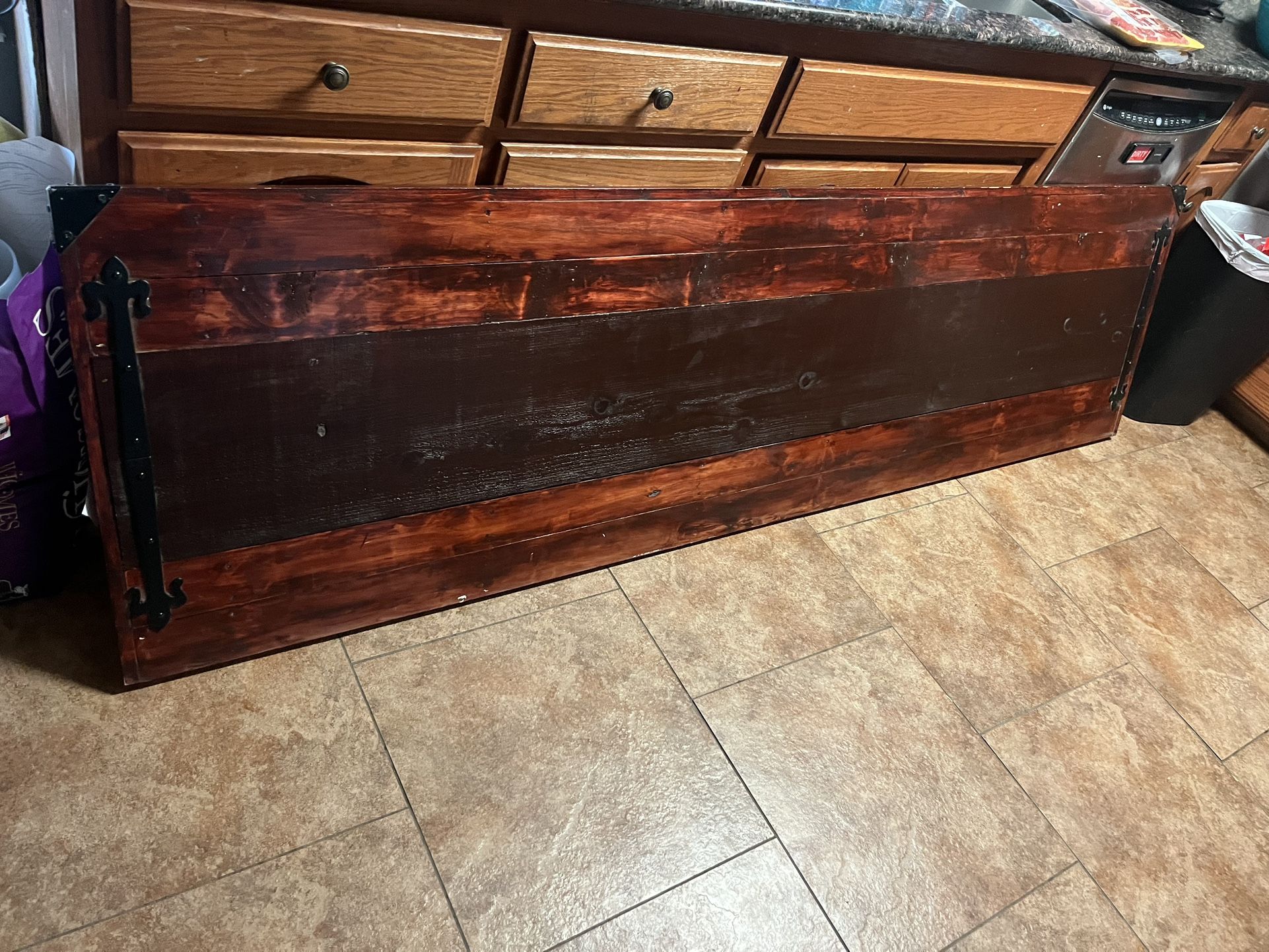 Bar Table With Stools 