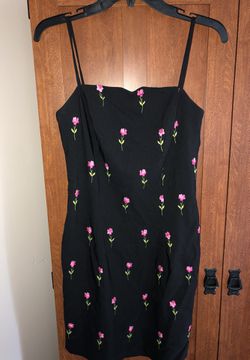 Black spaghetti strap Dress w/ pink roses size 7