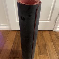 Like New Peloton Reversible Yoga/Workout Mat