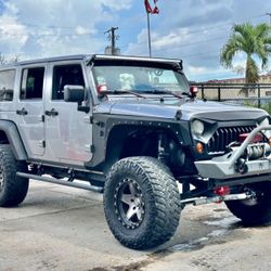 2013 JEEP WRANGLER UNLIMITED SEHARA 4WD