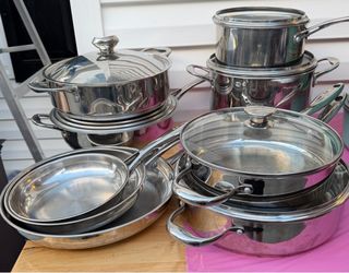 Wolfgang  Puck “Bristo Elite Collection” -16 - Piece Stainless Steel Cook Ware Set