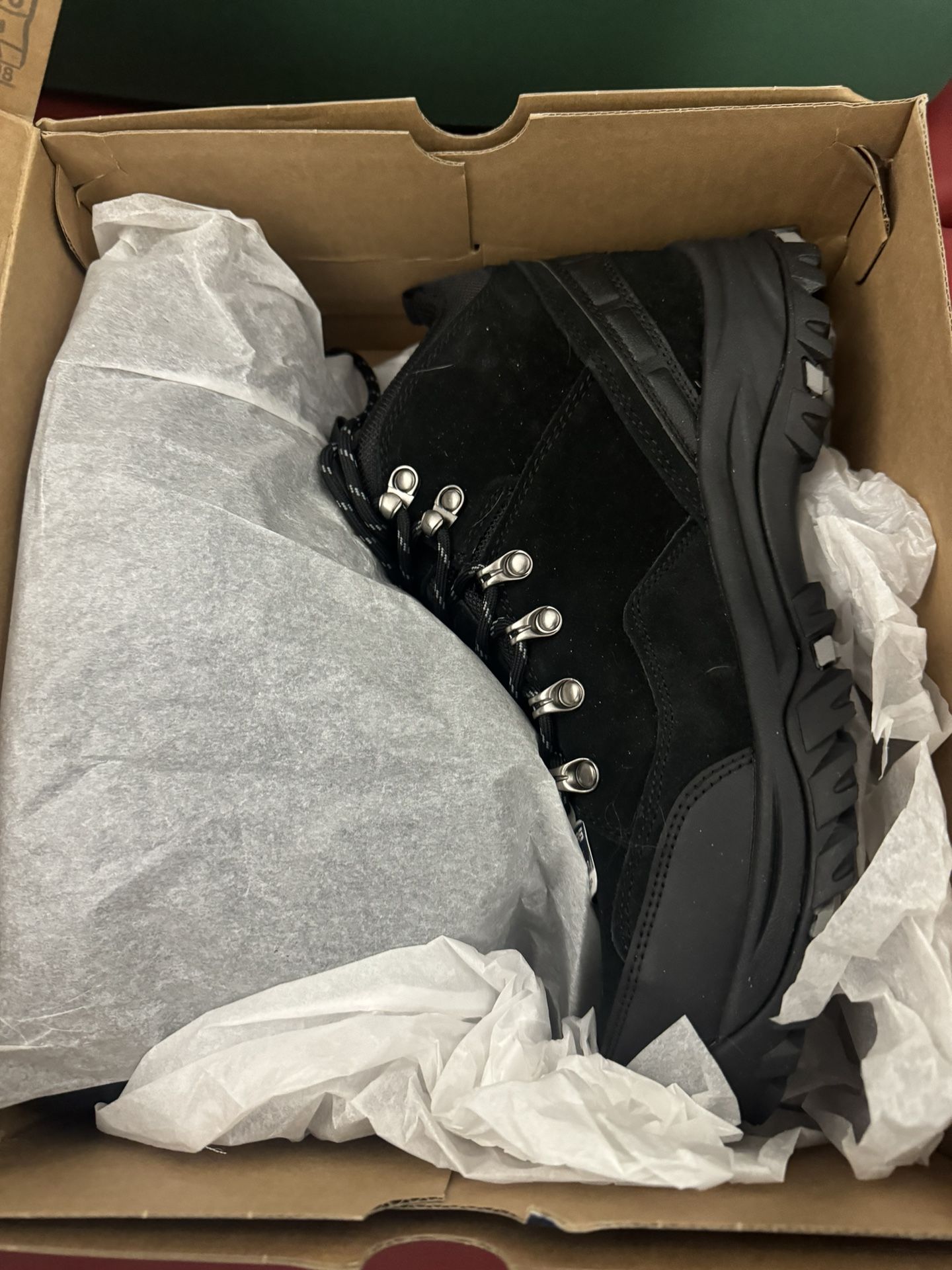 Skechers Men’s Hiking Boots