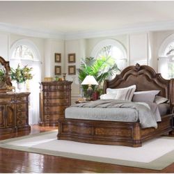 Pulaski King San Mateo Bedroom set