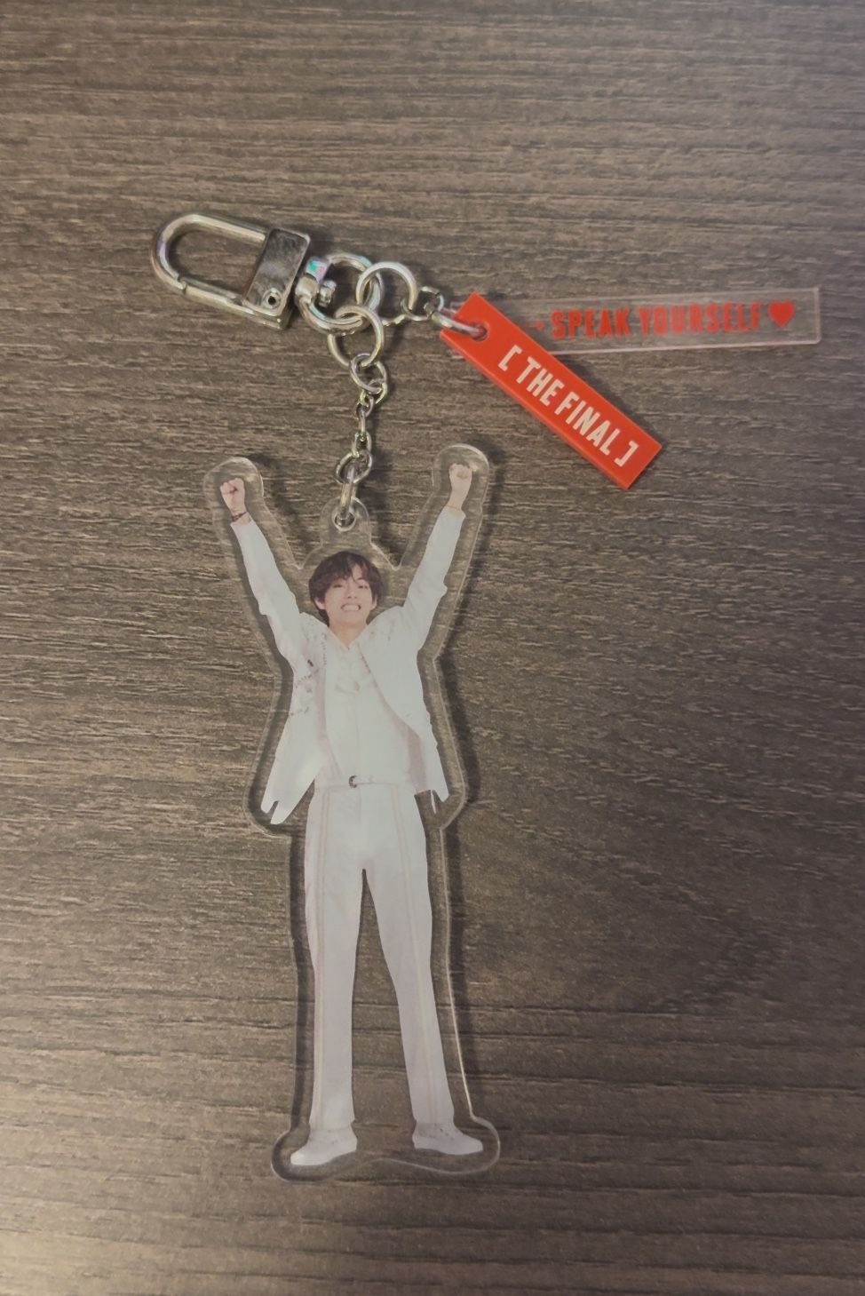 Speak Yourself Final Tour Key Ring Taehyung (V)