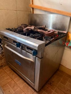 Oven Royal 36” with 6 Burner