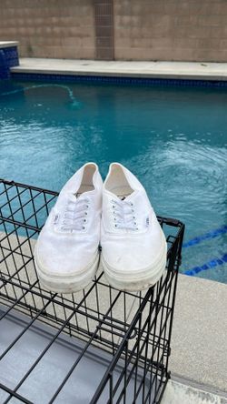 W8.0 White vans