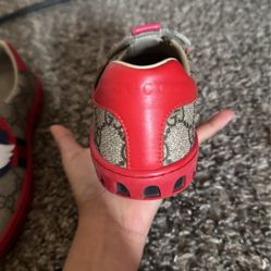 Kids Gucci Shoes 1.5Y