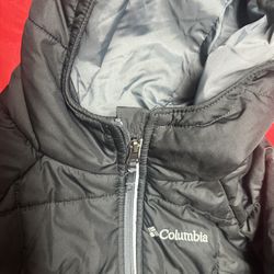 Colombia Windbreaker 