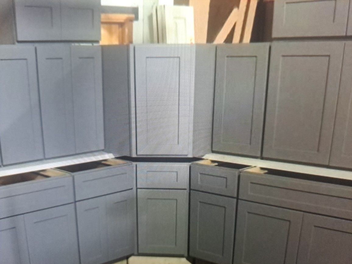 Gray Shaker New Cabinets