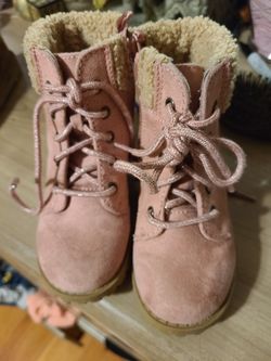 Girl shoes
