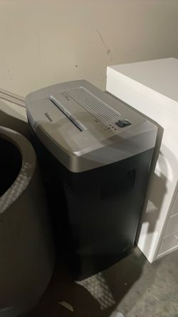 Fellows Paper Shredder