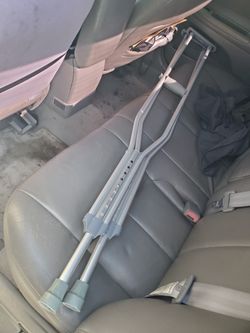 Crutches Handicap