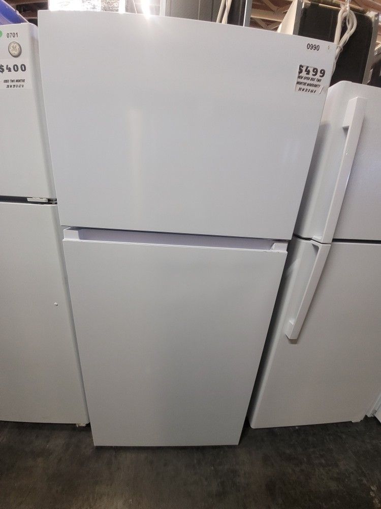 Mora Refrigerator