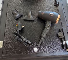 Ion blow dryer
