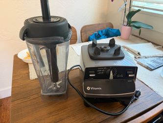 Vitamix 6300 Blender w/ 64 oz Container, Lid & Tamper